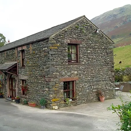 Barn-gill House