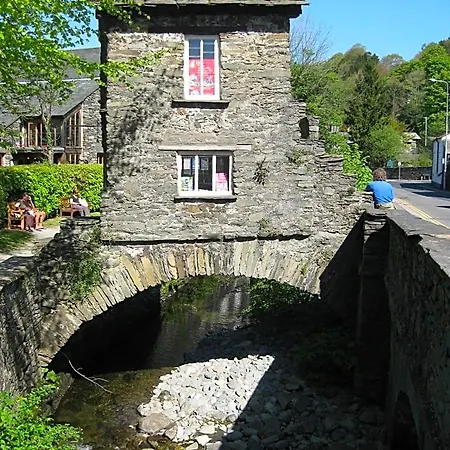 Barn-gill House 3*